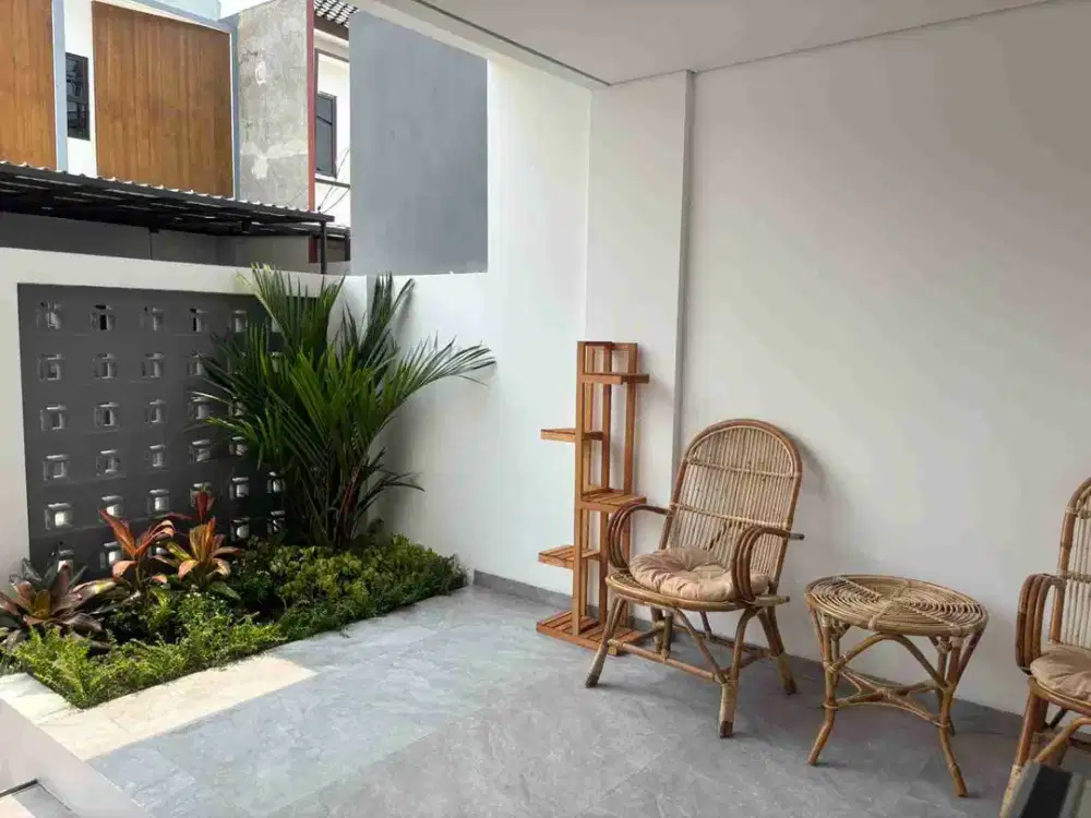 Dijual Rumah Cantik Minimalis Dalam Cluster Di Petukangan, Jakarta Selatan