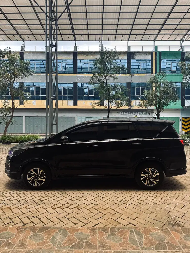 Toyota Kijang Innova 2023 Diesel