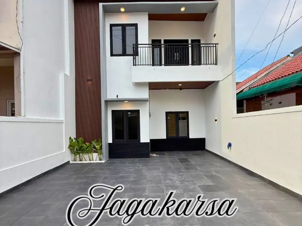 RUMAH 2 LANTAI BEBAS BANJIR DEKAT STASIUN LENTENG AGUNG JAKARTA SELATAN