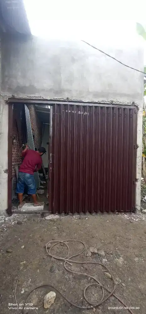 pintu harmonika