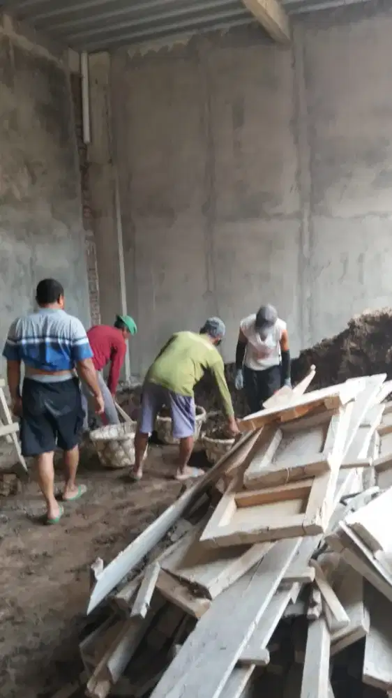 tukang boron bangunan