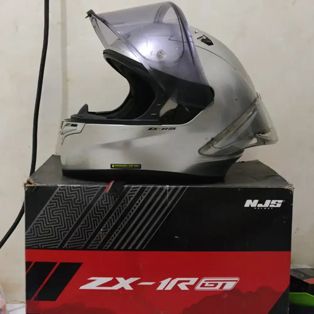Helm NJS ZX 1RGT