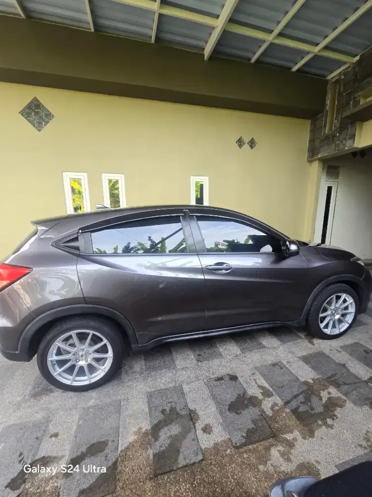 Honda HR-V 1.5 Manual 2016-Tangan pertama | Harga Pas