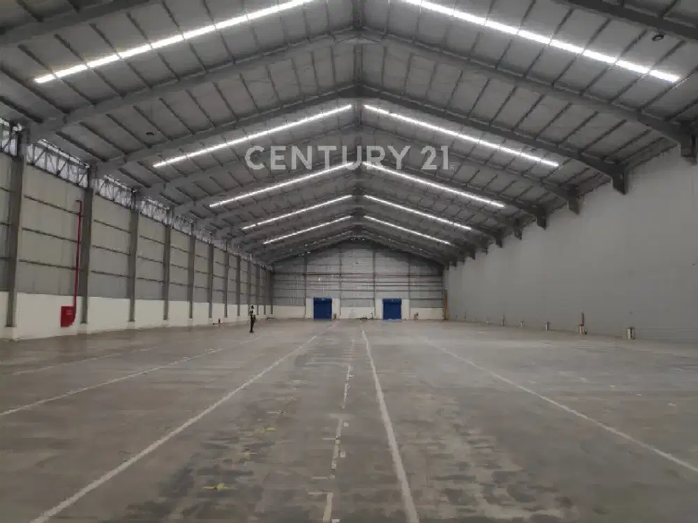 Gudang Include Loading Dock Di Delta Silicon Lippo Cikarang.