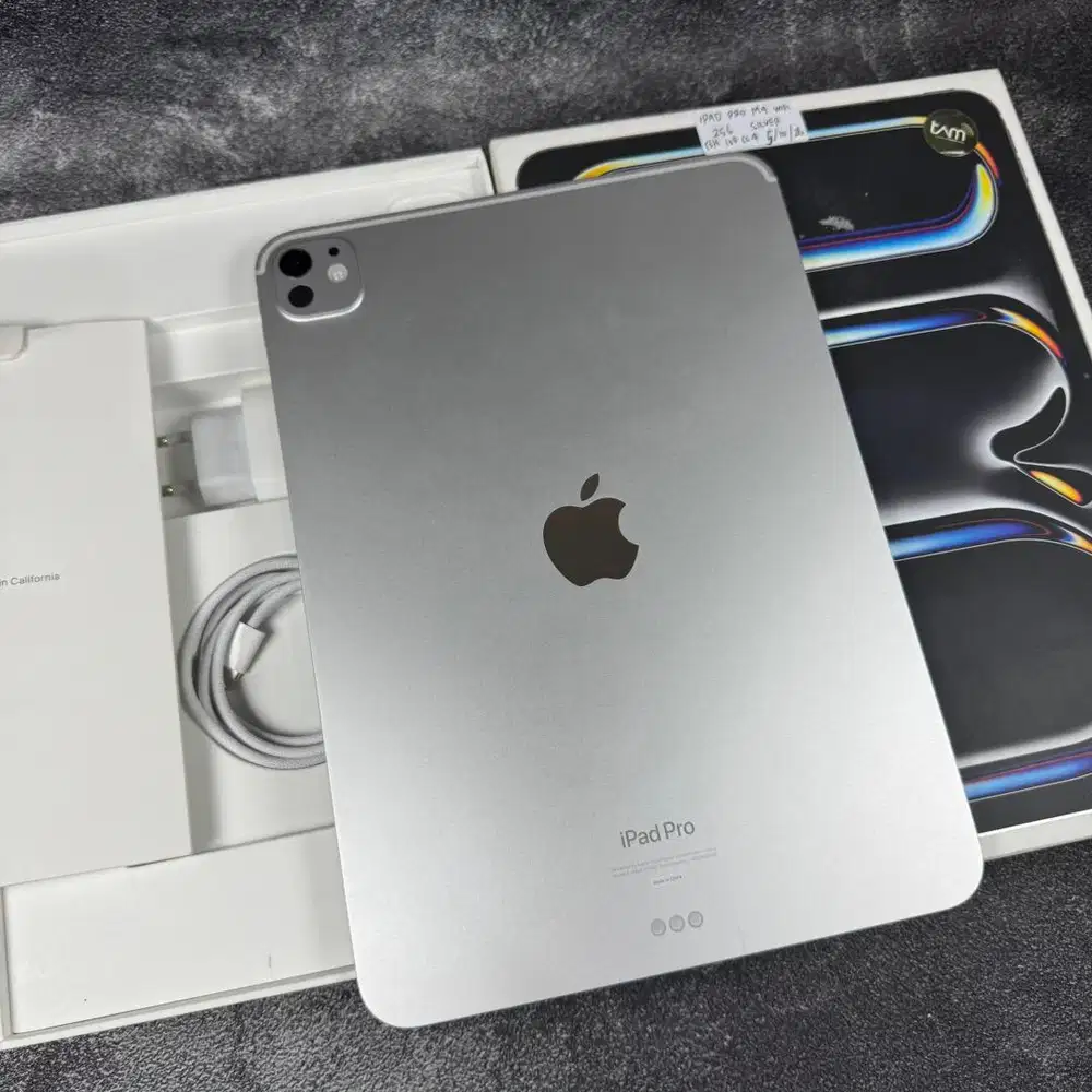 Ipad Pro M4 256GB Silver Garansi 05/10/2026 BH 100 CC 4 Ibox Wifi 11in