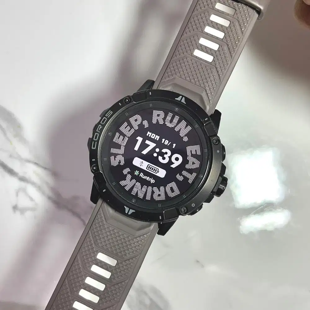 Coros Vertix 2 sapphire not garmin