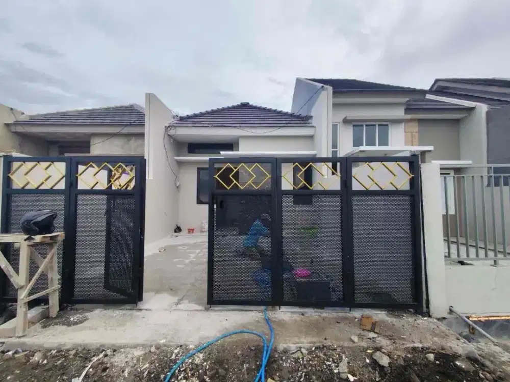 Baru gress rumah gunung anyar selangkah jalur OERR dekat kampus UPN