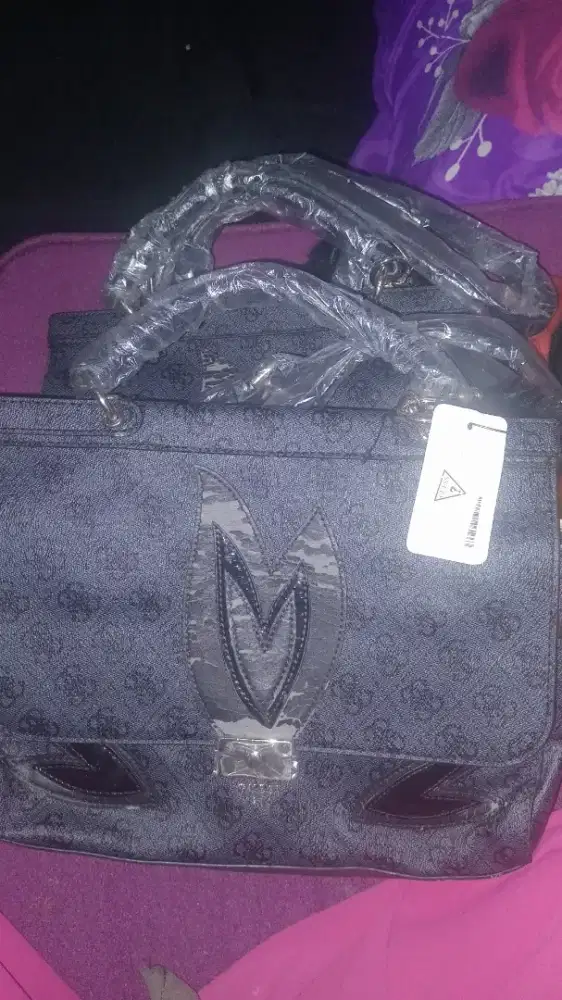 Tas wanita jinjing ada talinya