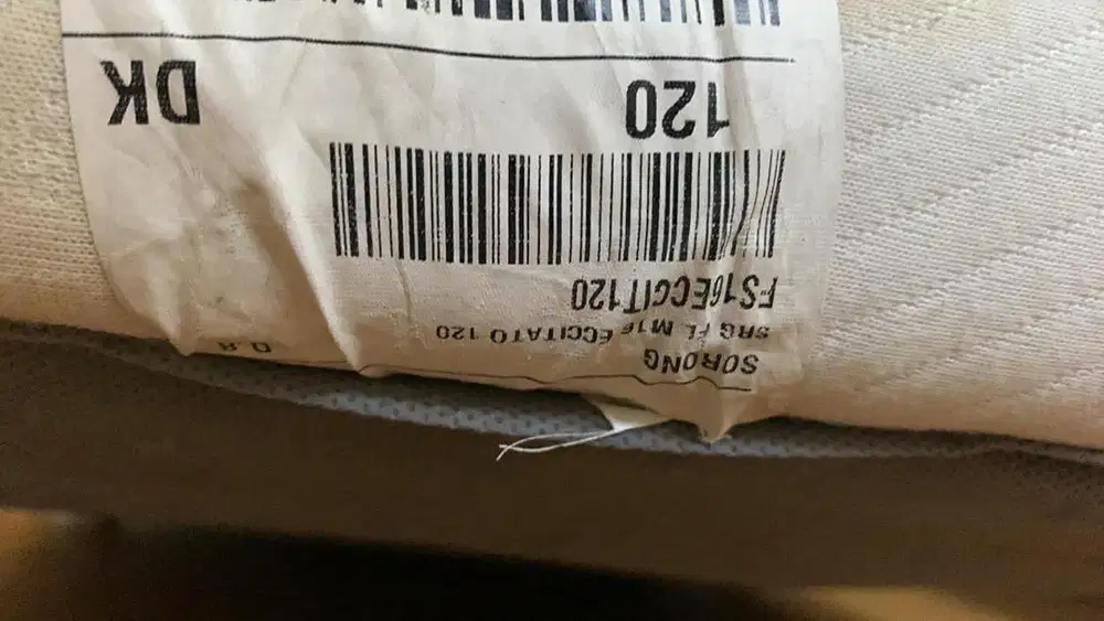 Kasur uk 120 x 200 kondisi sesuai foto