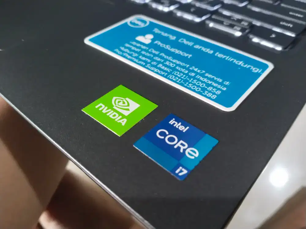 Dijual laptop Dell intel core i7 gen 11 ram 8GB SSD 512GB Vga NVDIA2GB