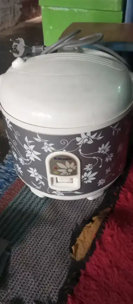 Mejikom penanak nasi  miyako