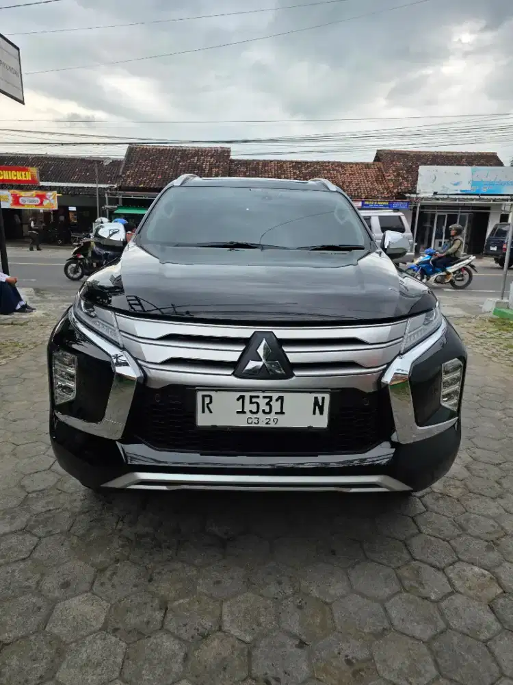 Pajero sport dakar 4x2 2024 Low KM Murah Istimewa