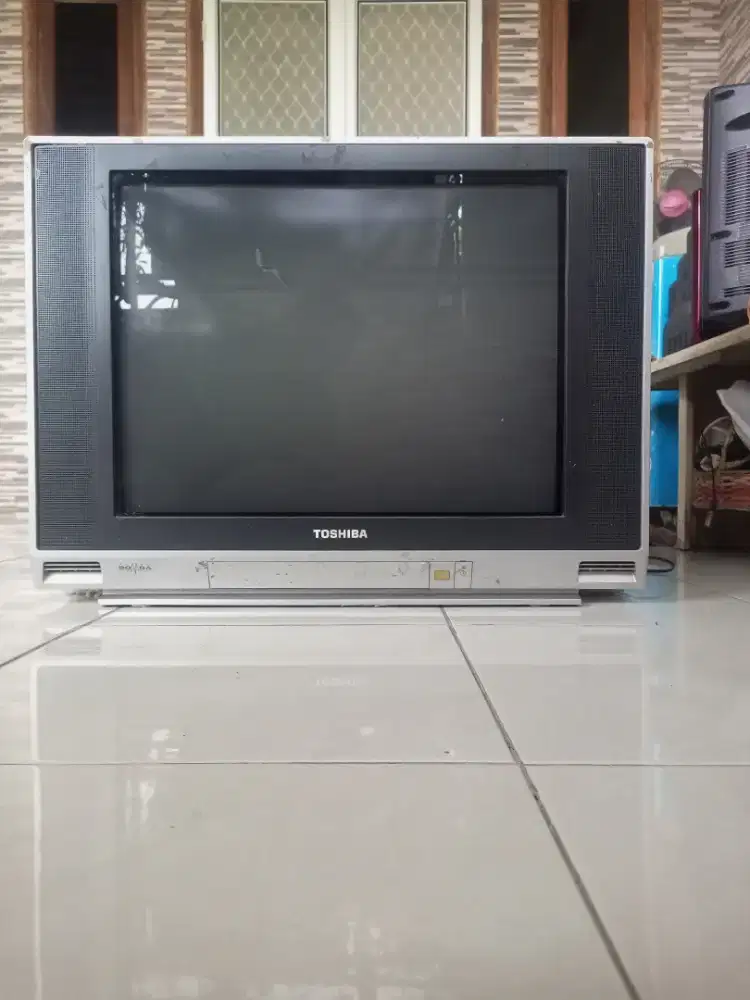 TV TOSHIBA BOMBA 29 inch