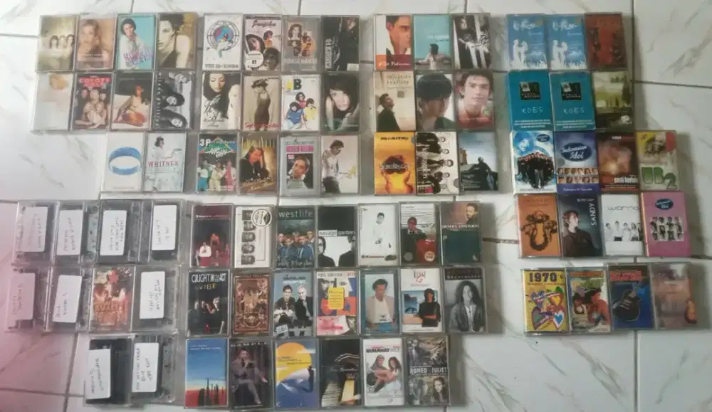 Kaset pita 10 ribuan bebas pilih