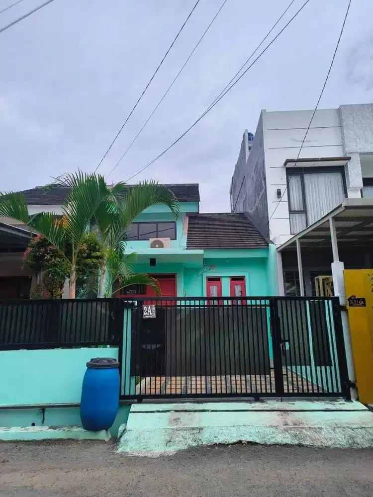 DISEWAKAN CEPAT RUMAH 3 KT 2 KM ARCAMANIK BANDUNG LOKASI STRATEGIS