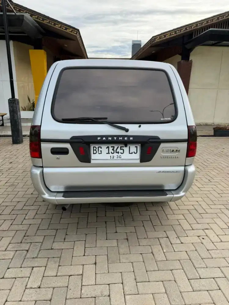 Panther original tahun 2002