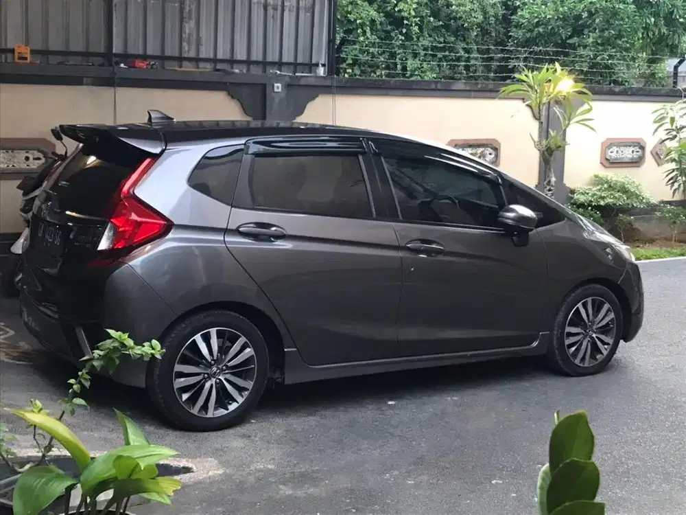 Jazz RS Matic Vtec 1500 cc