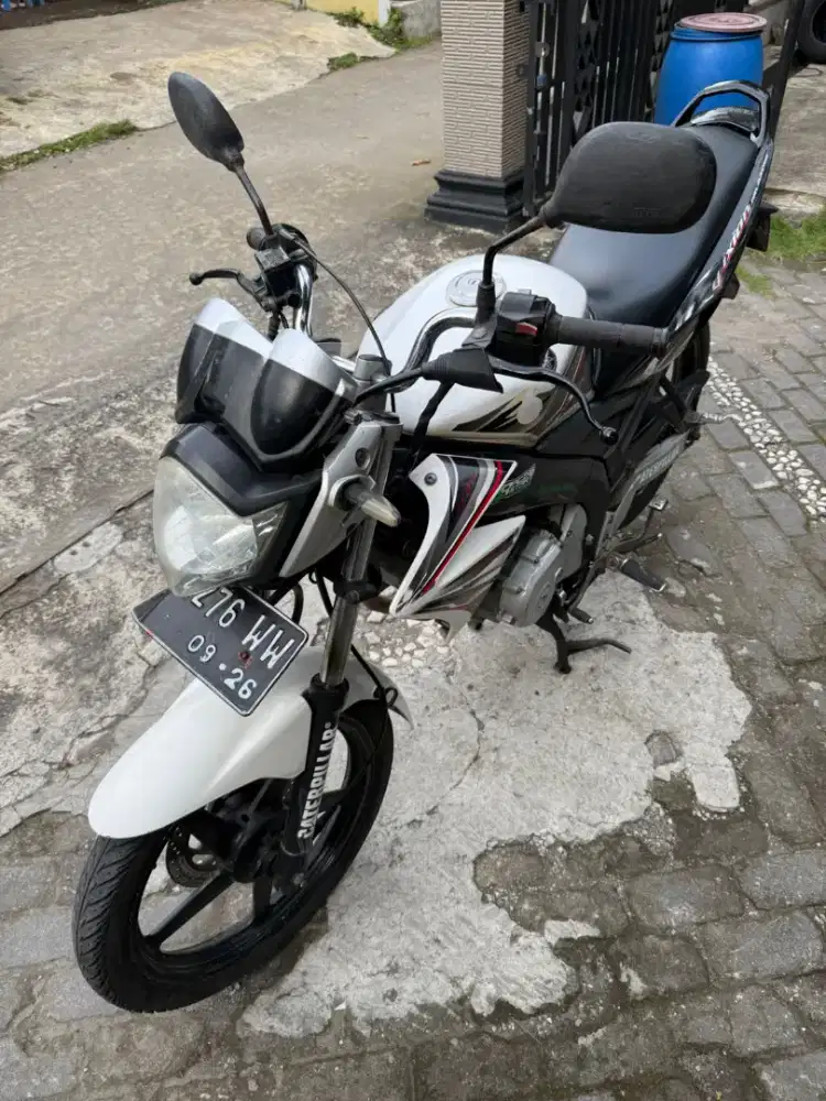 Yamaha Vixion THN 2012 plat AB Wonosari