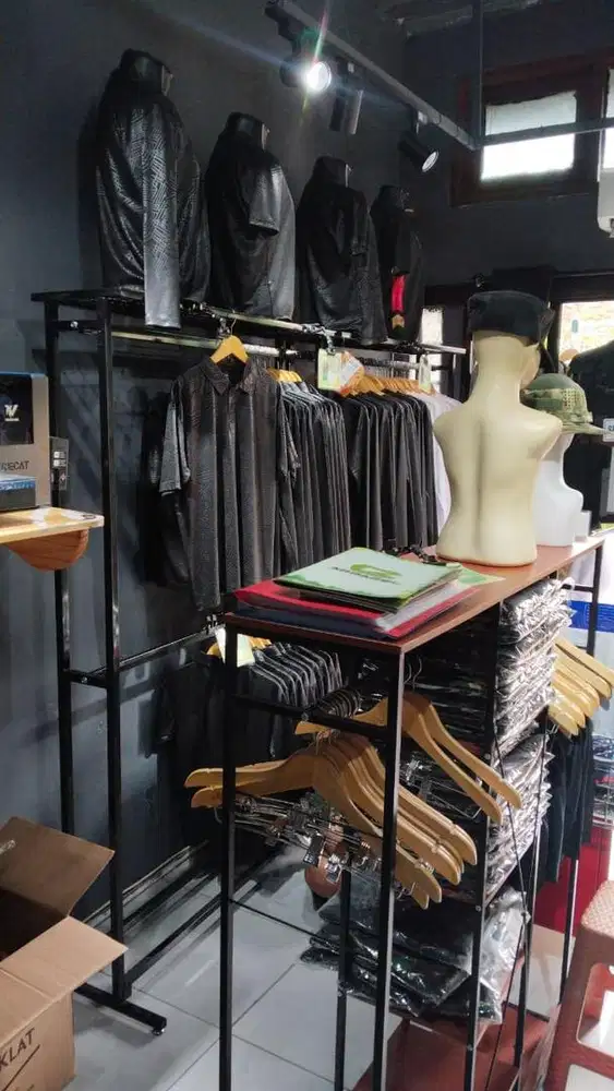 DICARI SALES LIVE STREAMER TOKO BAJU