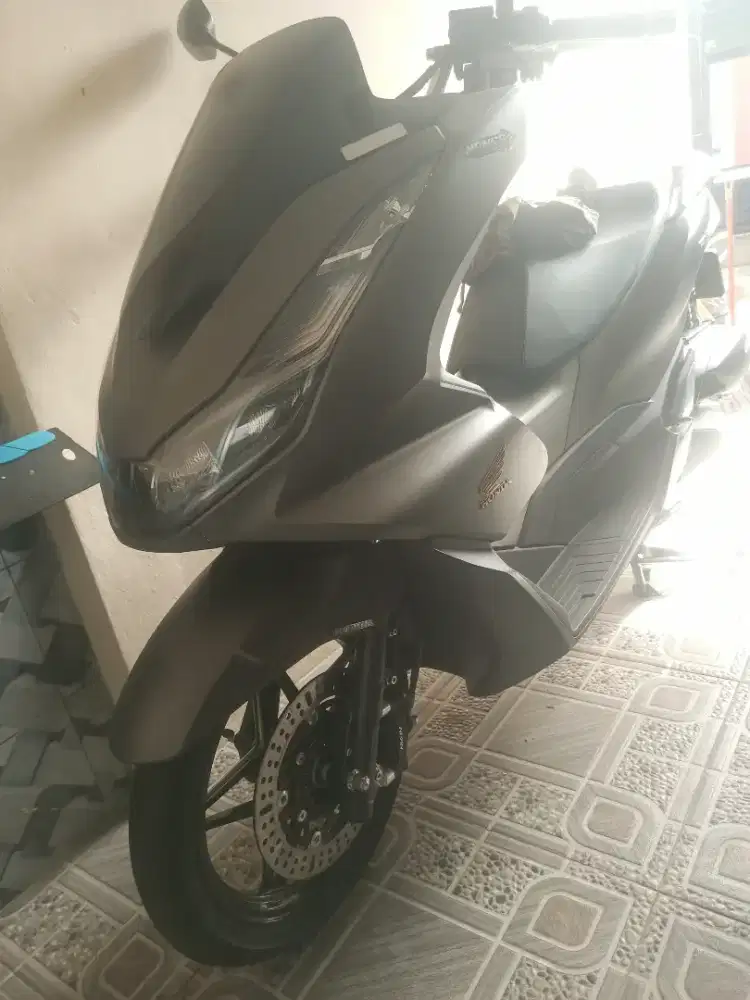 Motor Honda PCX 160 CC mulus terawat jarang di pakai