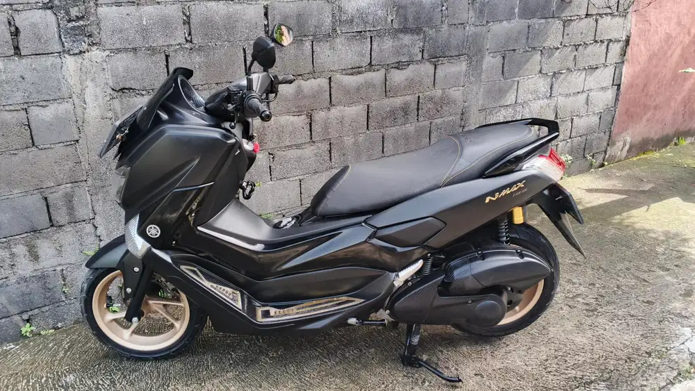 Nmax 2018 hitam doff murah