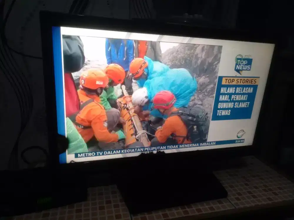 TV LED samsung,msih hidup apa adanya.