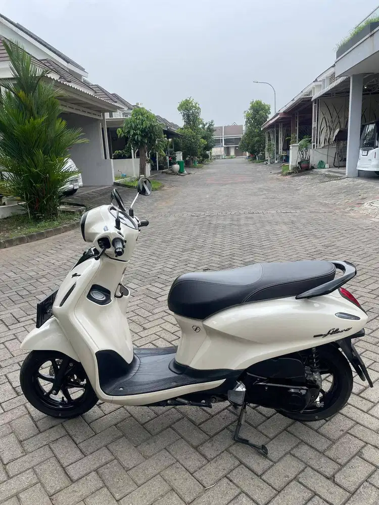 Yamaha Grand Filano 2023 | KM 4.541 | Pajak Hidup | Like New