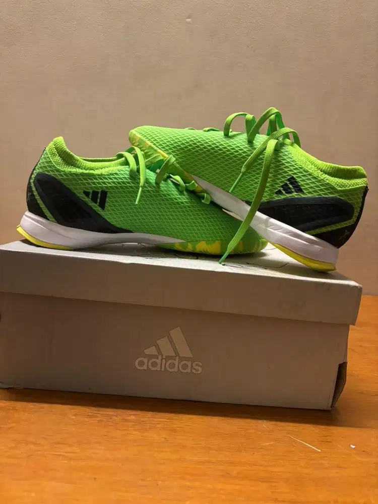 Sepatu Futsal Adidas x Speedportal. 3 IN