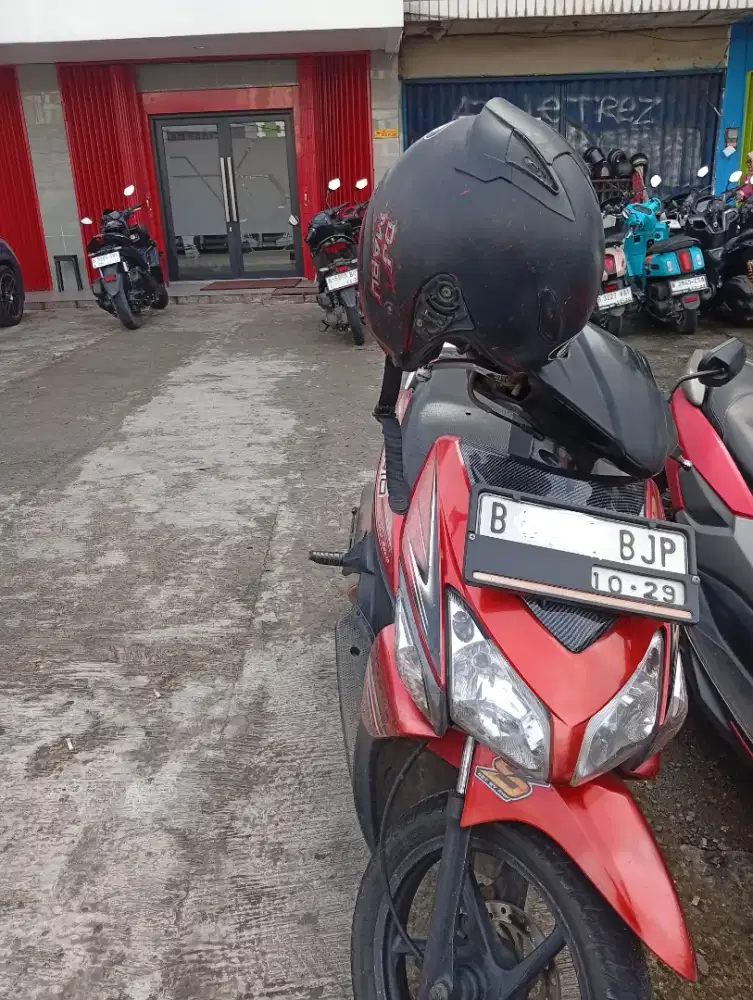 Pemakaian Tangan Pertama