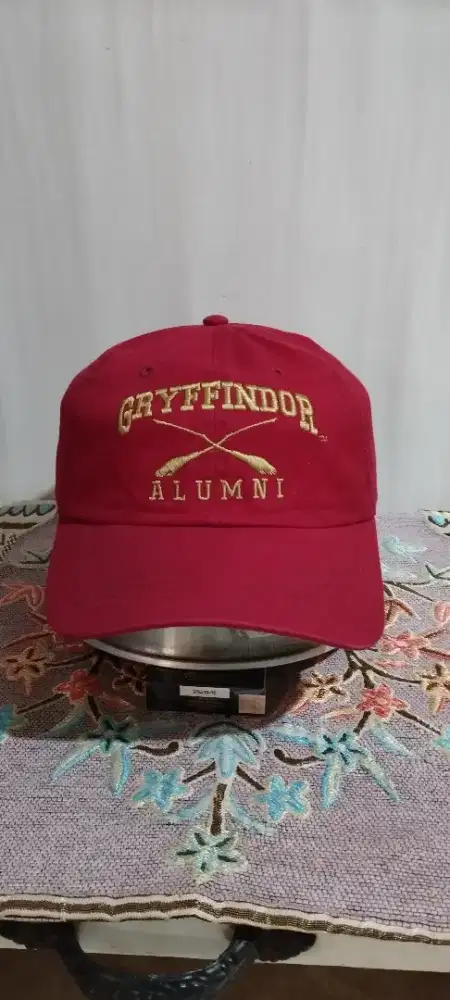 Caps Harry Potter 
GRYFFINDOR'
Full tag
Tag Official
