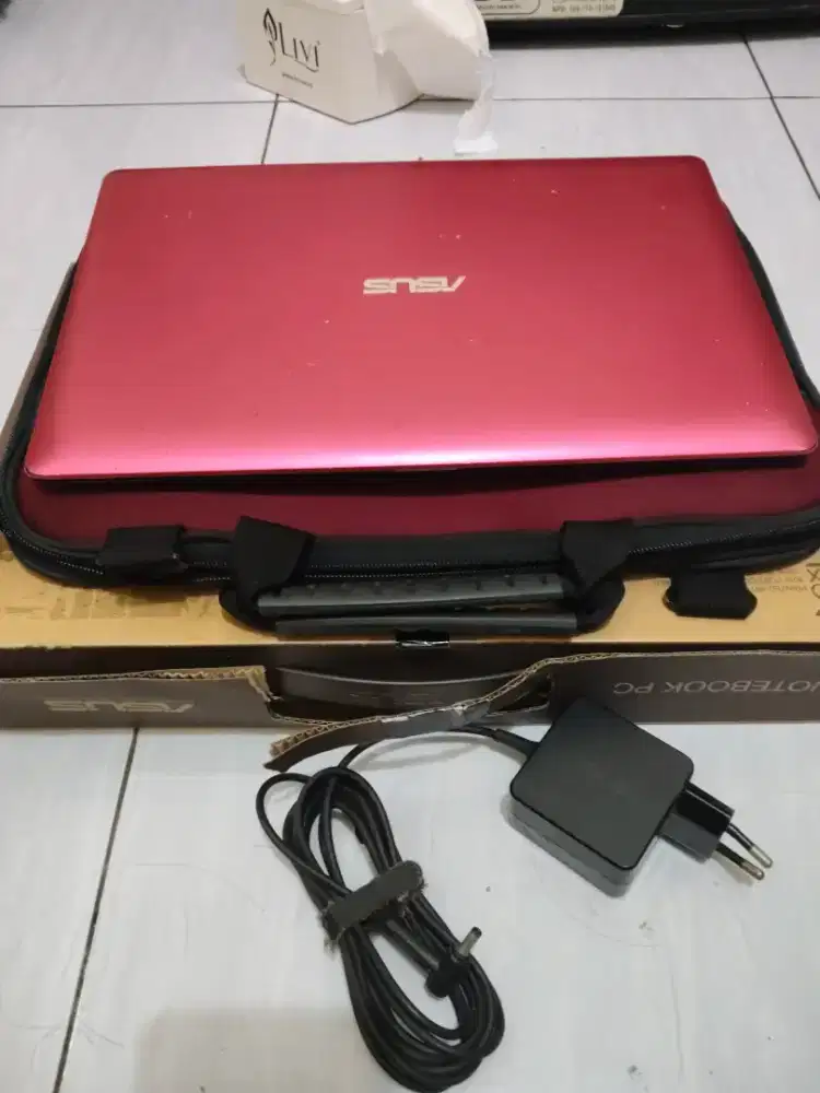 Notebook asus x200m