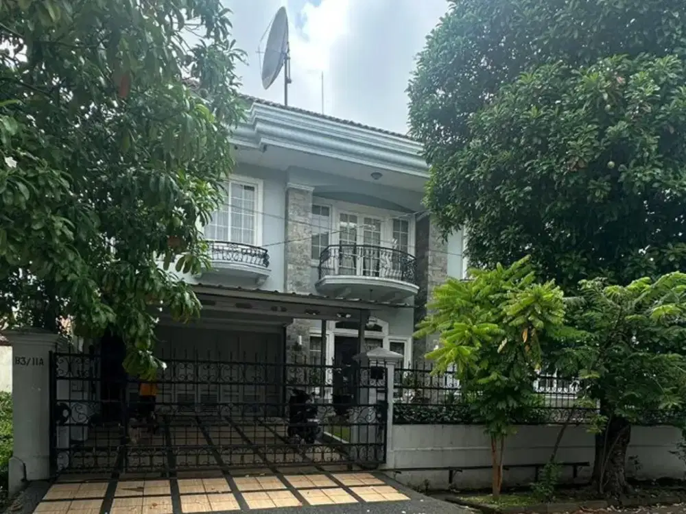Dijual rumah mewah 2 di Lippo Karawaci Barat, dekat ke tol dan supermall