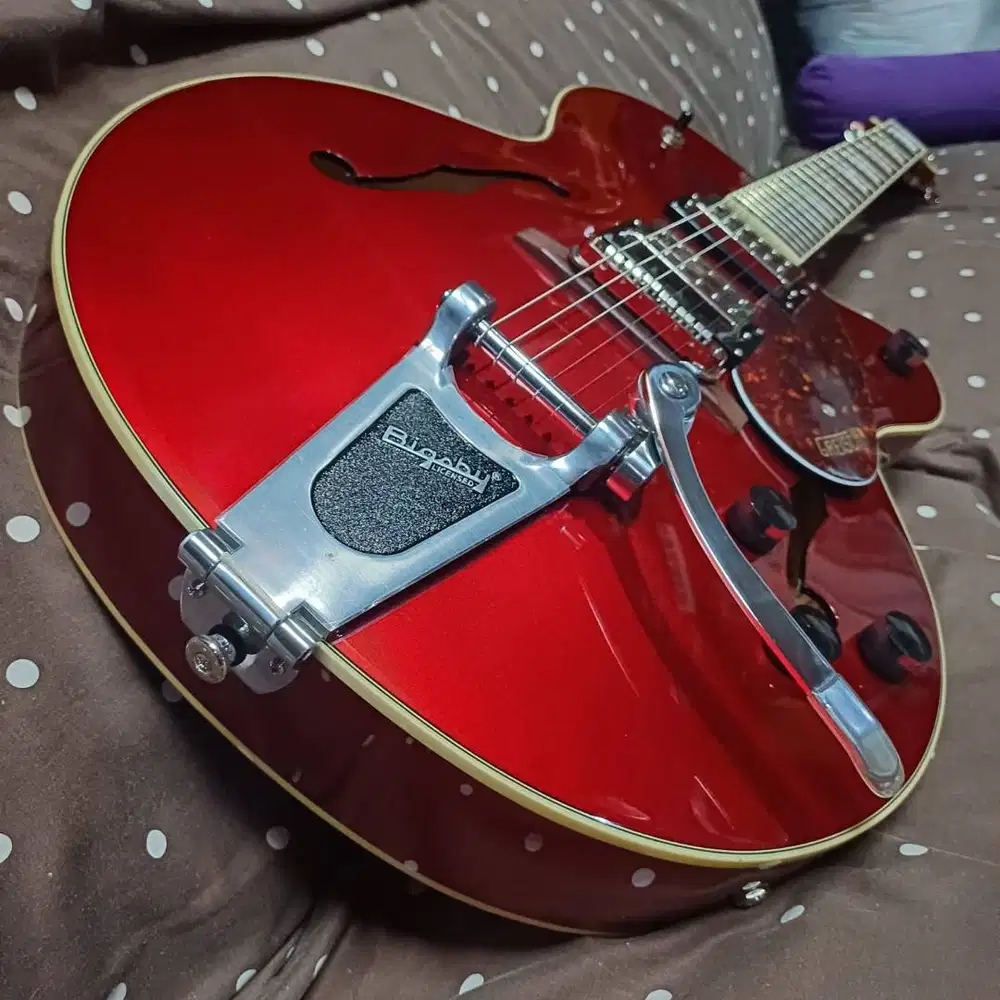 Gretsch Semihollow Candy Apple Red