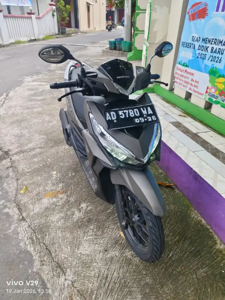 Vario 150 warna Coklat