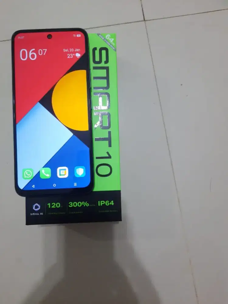 Infinix smart 10 4/64 likenew