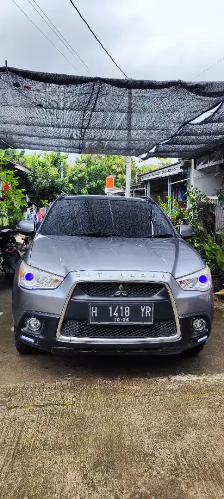 Outlander tipe GLX sport 2013