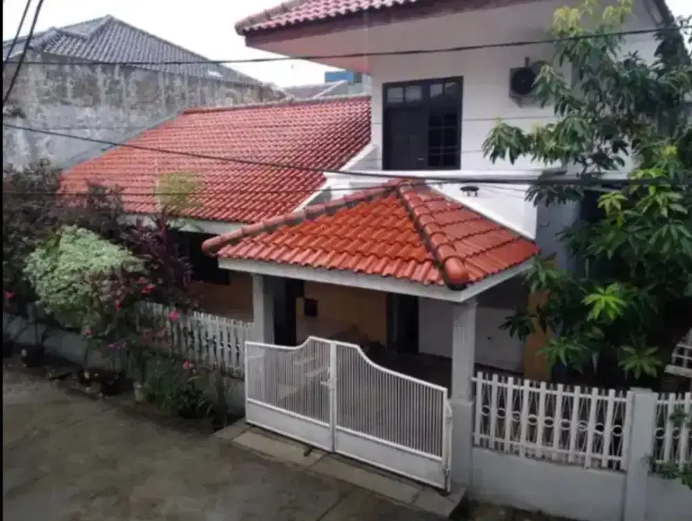 RUMAH MEGAH & LUAS DI KELAPA GADING