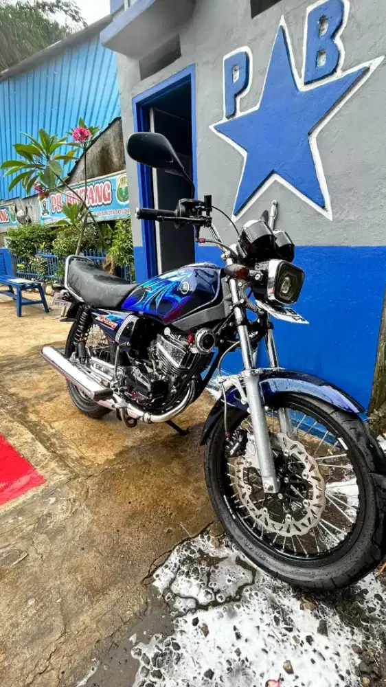 Tahun 2004  surat lengkap