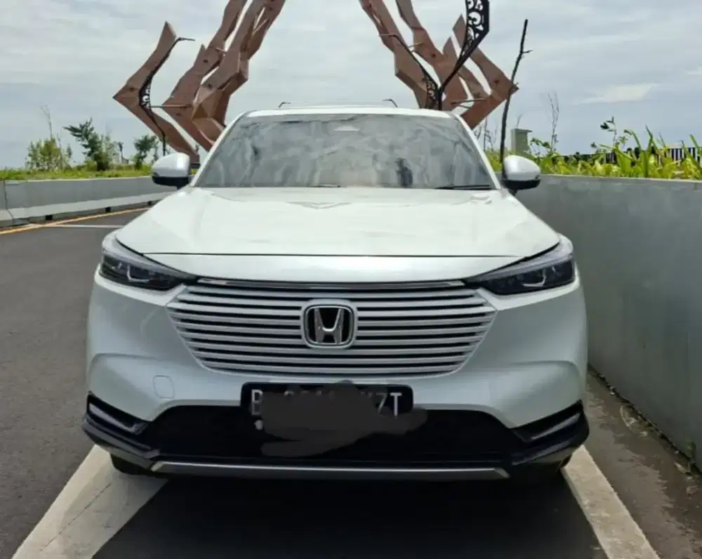HRV E CVT 2022 ISTIMEWA