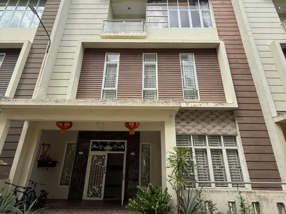 Villa Makmur Garden Amir Hamzah Super Strategis