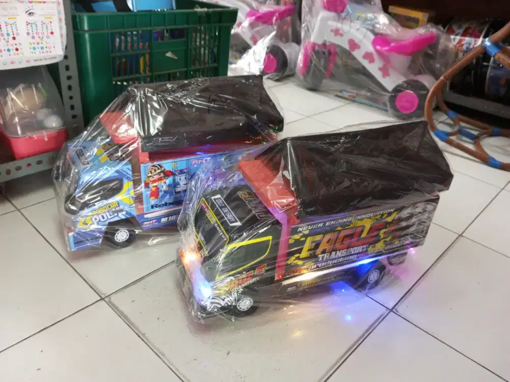 Mainan Anak Truk Oleng Kayu Kecil