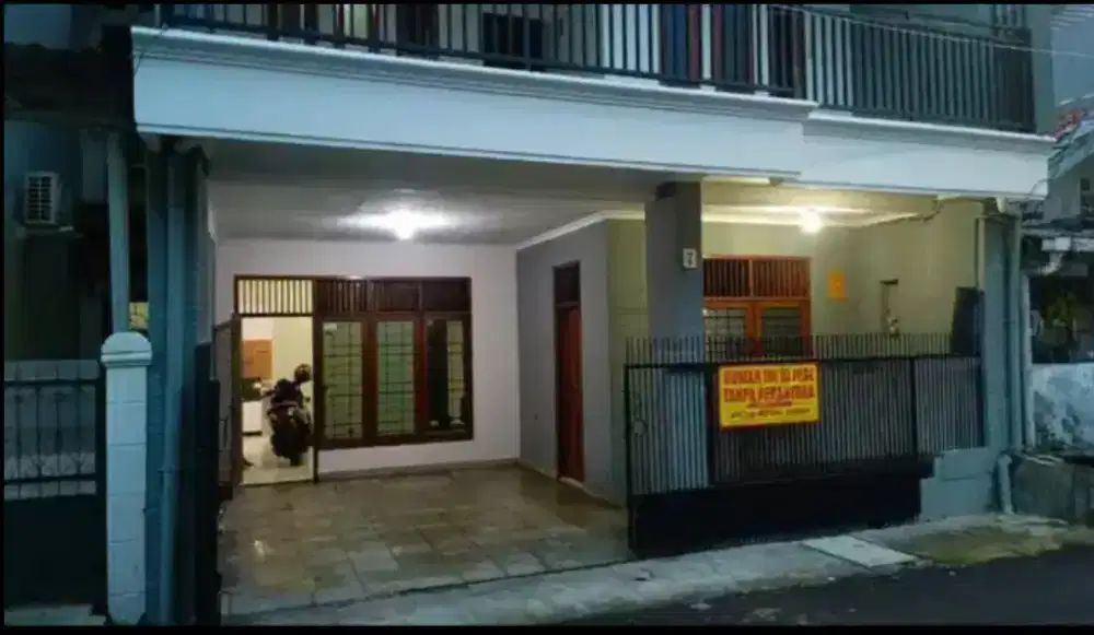 RUMAH MEGAH DI KAYU PUTIH - RAWAMANGUN