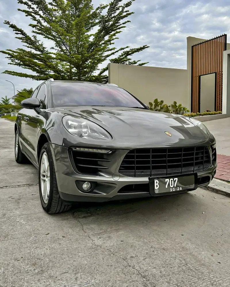 Porsche Macan 2016 Grey Abu 2017 Porsche Bekas 2015 dijual Cepet Bu