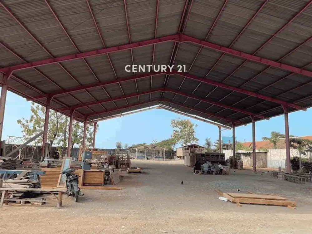 GUDANG BESAR LOKASI STRATEGIS DI DAERAH BREBES