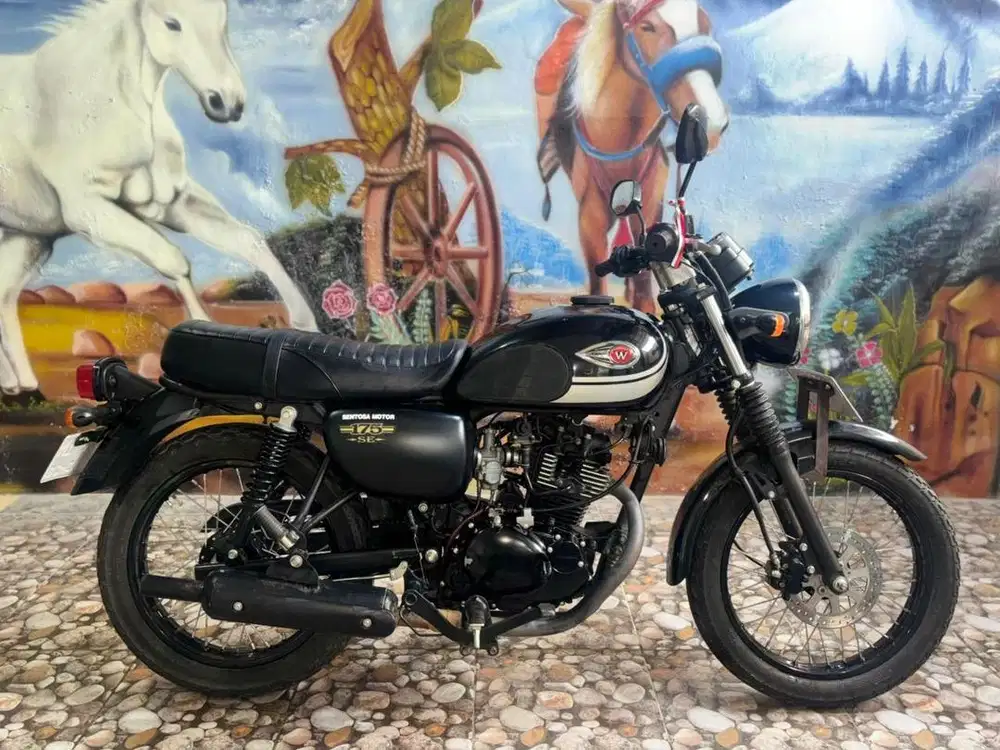 Jual Kawasaki W175 SE 2019