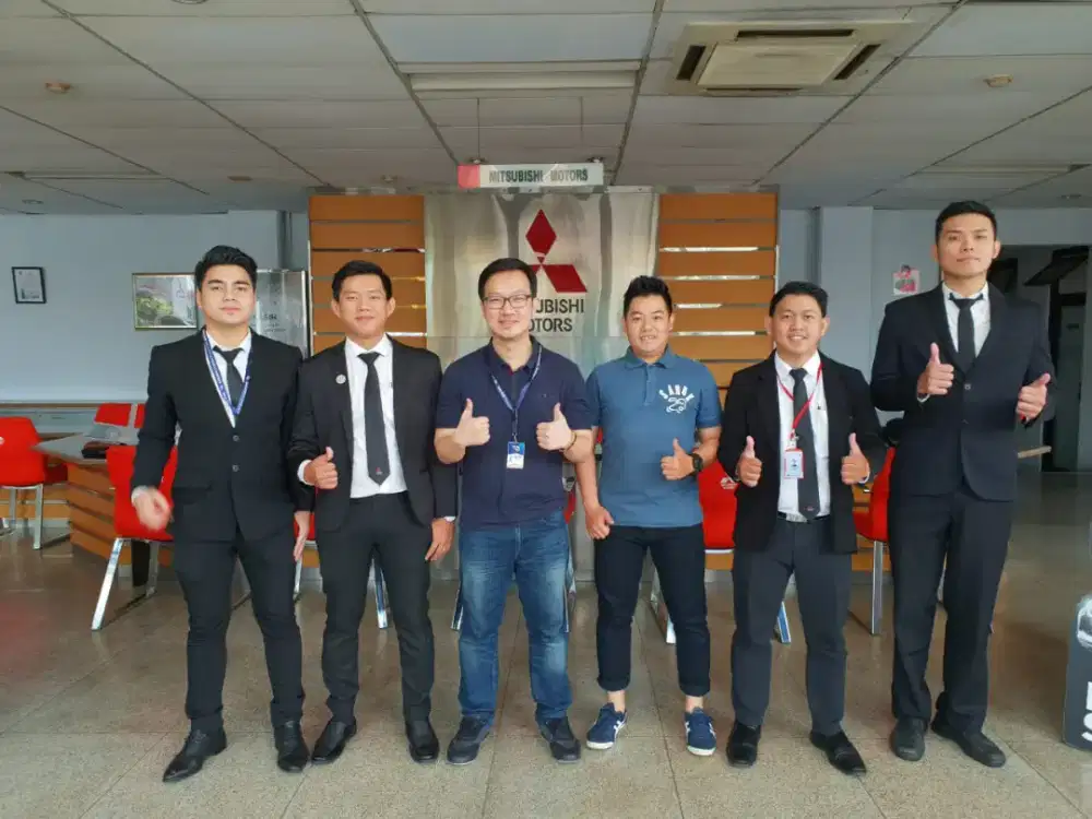 Di butuhkan Sales mobil mitsubishi khusus cewe jaga counter