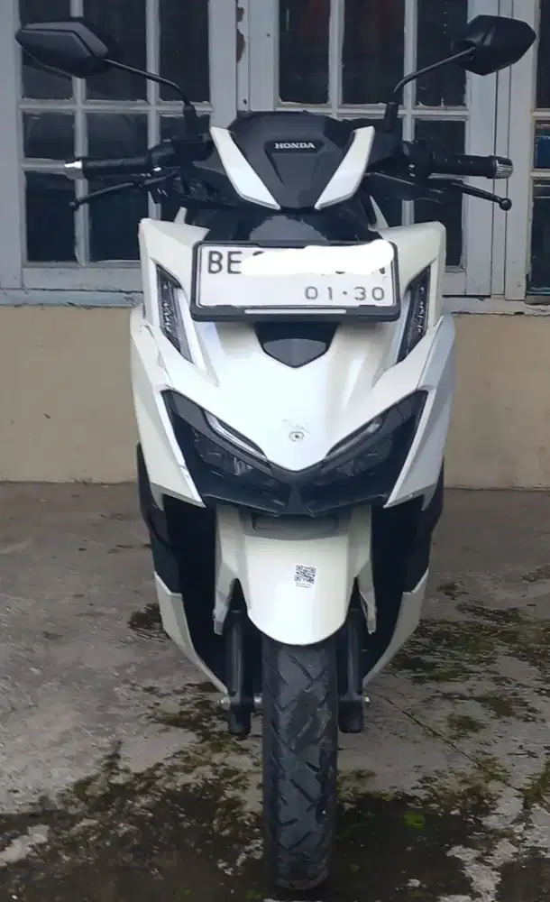 Vario 160 CBS Putih