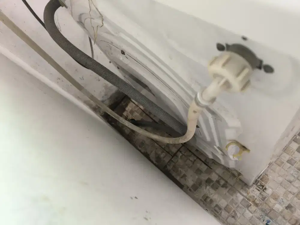 Mesin cuci midea MFS75-804