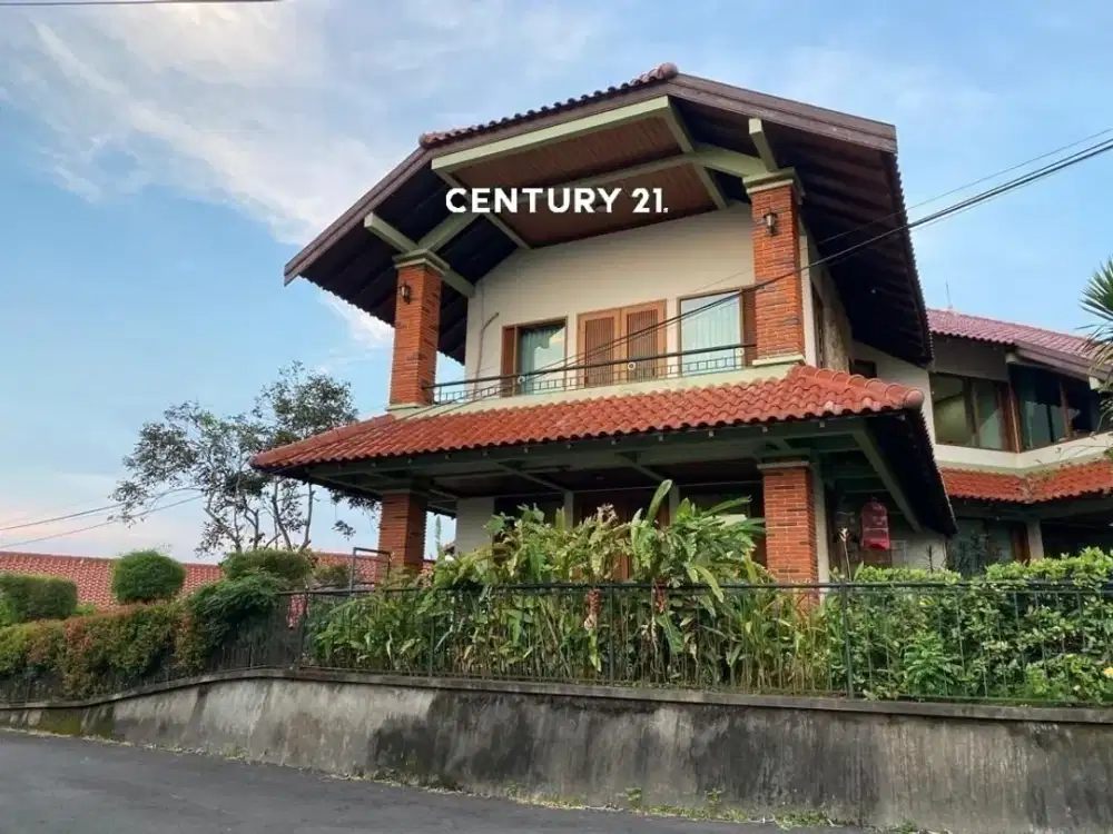 RUMAH MEWAH LOKASI STRATEGIS DI SRONDOL SEMARANG