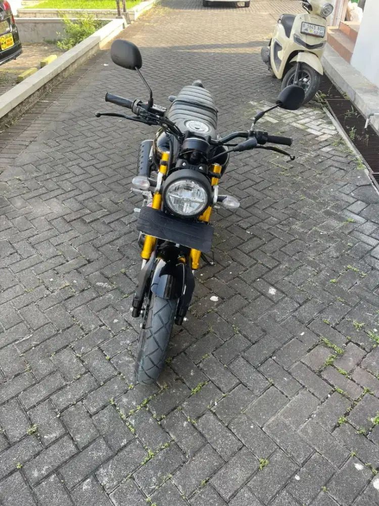 YAMAHA XSR 2025 MESIN HALUS
